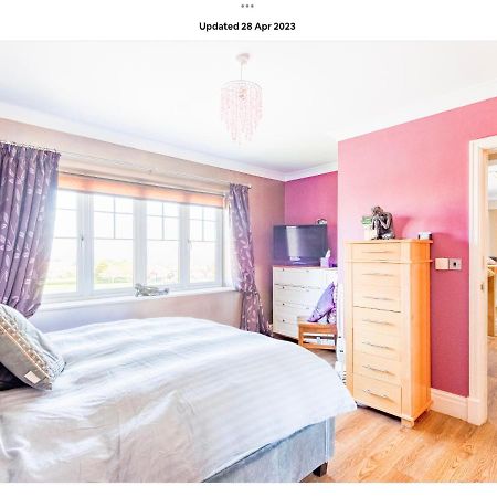 The Kings Suite Oak Drive, Colwyn Bay Ll29 7Yp First Floor Ngoại thất bức ảnh