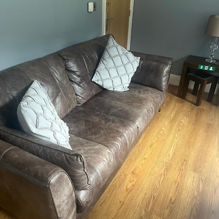 The Kings Suite Oak Drive, Colwyn Bay Ll29 7Yp First Floor Ngoại thất bức ảnh